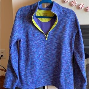 Tek Gear exercise sweater/long sleeve shirt